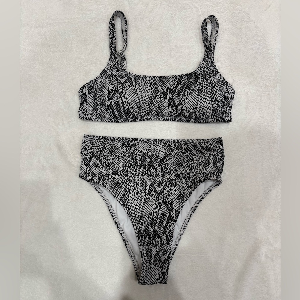 Snakeskin Print 2 Piece Swimsuit